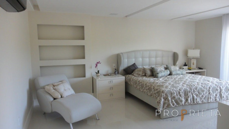 Imagem Casa de Condomínio com 5 Quartos à Venda, 963 m² em Barra Da Tijuca - Rio De Janeiro