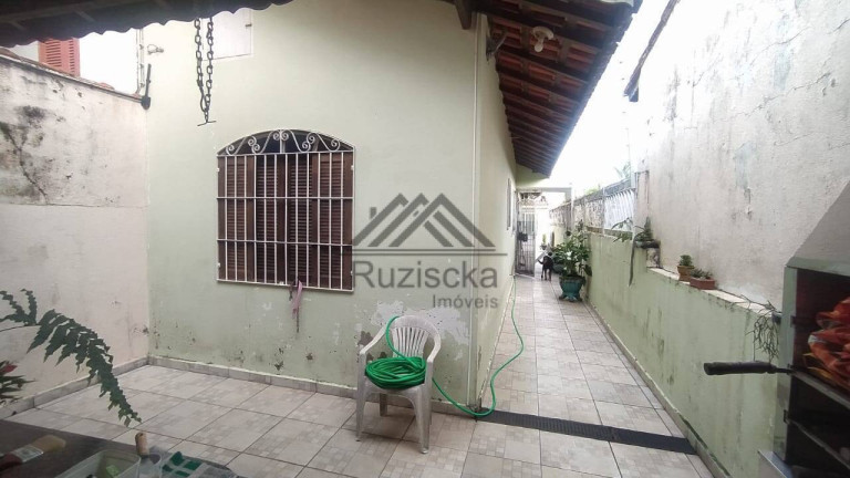 Imagem Casa com 3 Quartos à Venda, 150 m² em Jardim Santa Terezinha - Itanhaém