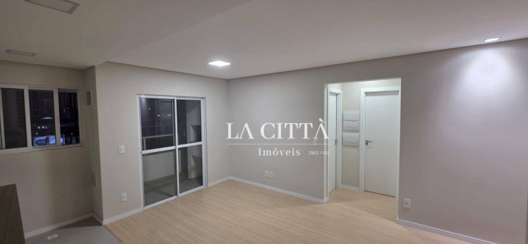 Imagem Apartamento com 2 Quartos para Alugar, 63 m² em Vila Operária - Itajaí Imagem Apartamento com 2 Quartos para Alugar, 63 m² em Vila Operária - Itajaí