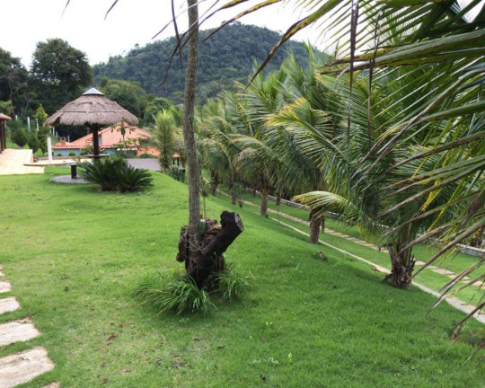 Imagem Imóvel com 2 Quartos à Venda, 5.500 m² em Graminha - Juiz De Fora