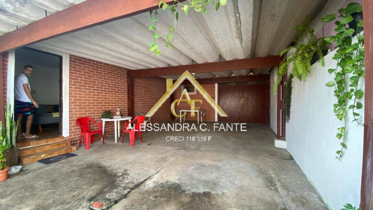 Imagem Casa com 3 Quartos à Venda, 264 m² em Bal. Itaóca - Mongaguá Imagem Casa com 3 Quartos à Venda, 264 m² em Bal. Itaóca - Mongaguá