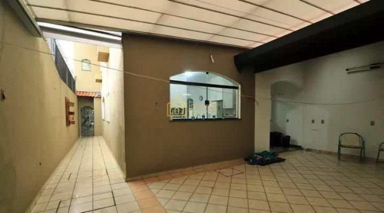 Imagem Casa com 4 Quartos à Venda, 300 m² em Utinga - Santo André Imagem Casa com 4 Quartos à Venda, 300 m² em Utinga - Santo André