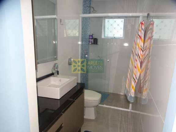 Imagem Casa com 4 Quartos à Venda, 276 m² em Araça - Porto Belo Imagem Casa com 4 Quartos à Venda, 276 m² em Araça - Porto Belo