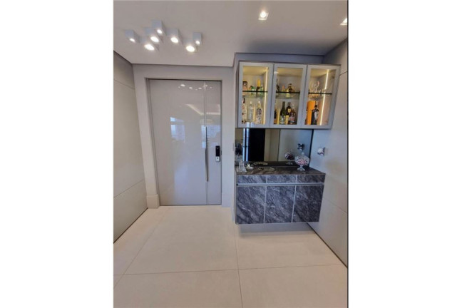 Imagem Imóvel com 3 Quartos à Venda, em Vila Andrade - São Paulo Imagem Imóvel com 3 Quartos à Venda, em Vila Andrade - São Paulo