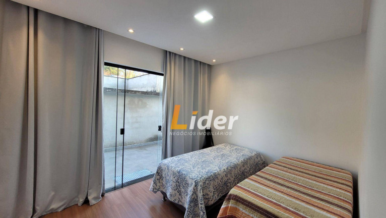 Imagem Casa com 4 Quartos à Venda, 300 m² em Nova Gramado - Juiz De Fora