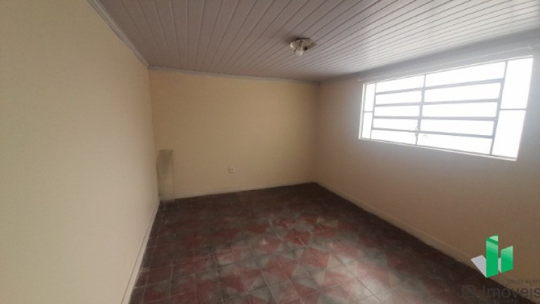 Imagem Imóvel com 4 Quartos à Venda, 120 m² em Centro - Montes Claros Imagem Imóvel com 4 Quartos à Venda, 120 m² em Centro - Montes Claros