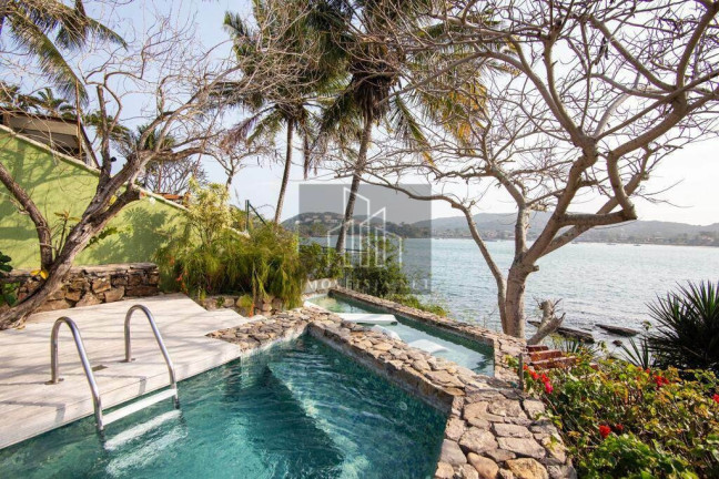 Imagem Casa com 9 Quartos à Venda, 434 m² em Ferradura - Armação Dos Búzios Imagem Casa com 9 Quartos à Venda, 434 m² em Ferradura - Armação Dos Búzios