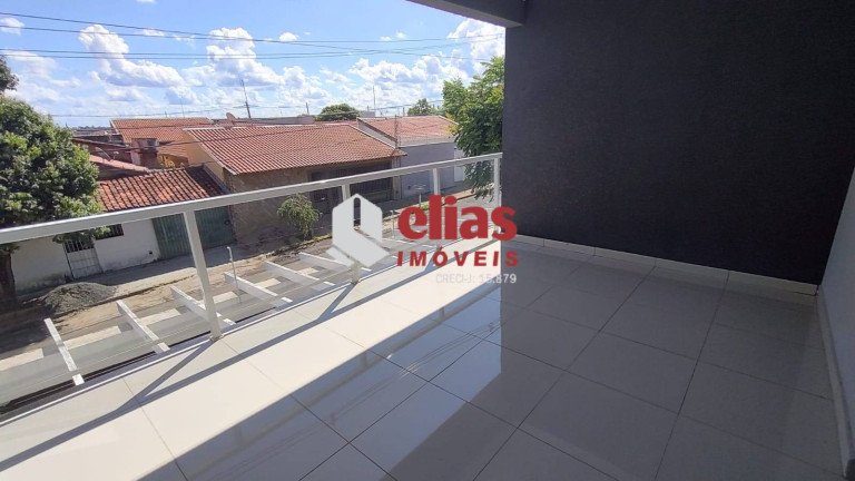 Imagem Sobrado com 3 Quartos à Venda, 250 m² em Parque São Geraldo - Bauru Imagem Sobrado com 3 Quartos à Venda, 250 m² em Parque São Geraldo - Bauru
