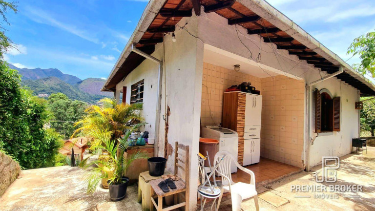 Imagem Casa com 4 Quartos à Venda, 167 m² em Fazendinha - Teresópolis Imagem Casa com 4 Quartos à Venda, 167 m² em Fazendinha - Teresópolis
