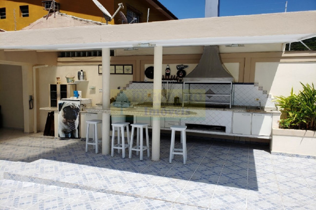 Imagem Sobrado com 3 Quartos à Venda, em Sumaré - Caraguatatuba Imagem Sobrado com 3 Quartos à Venda, em Sumaré - Caraguatatuba