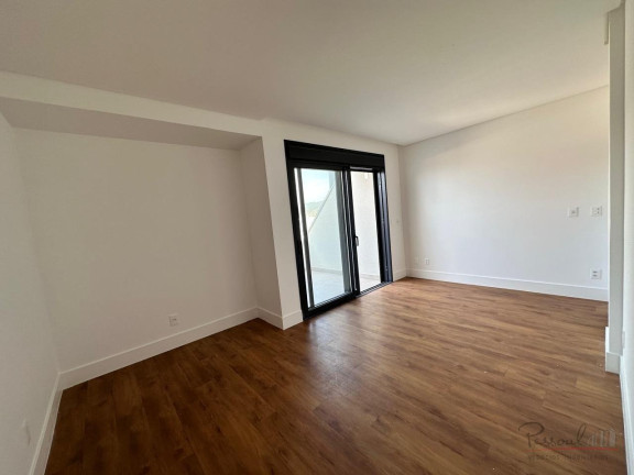 Imagem Apartamento com 3 Quartos à Venda, em Jurerê - Florianópolis Imagem Apartamento com 3 Quartos à Venda, em Jurerê - Florianópolis