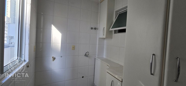 Imagem Apartamento com 3 Quartos à Venda, 115 m² em Centro - Balneário Camboriú Imagem Apartamento com 3 Quartos à Venda, 115 m² em Centro - Balneário Camboriú
