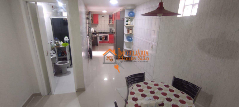 Imagem Casa com 3 Quartos à Venda, 200 m² em Vila Rosália - Guarulhos Imagem Casa com 3 Quartos à Venda, 200 m² em Vila Rosália - Guarulhos