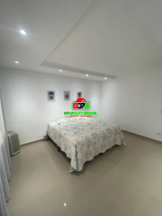 Imagem Chácara com 5 Quartos à Venda, 300 m² em Esplanada Santa Helena - Taubaté Imagem Chácara com 5 Quartos à Venda, 300 m² em Esplanada Santa Helena - Taubaté