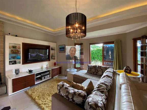 Imagem Casa com 4 Quartos à Venda, 362 m² em Chácara Vale Do Rio Cotia - Carapicuíba Imagem Casa com 4 Quartos à Venda, 362 m² em Chácara Vale Do Rio Cotia - Carapicuíba