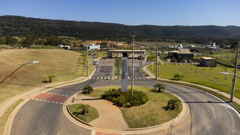 Imagem Terreno à Venda, 302 m² em Alphaville - Montes Claros Imagem Terreno à Venda, 302 m² em Alphaville - Montes Claros