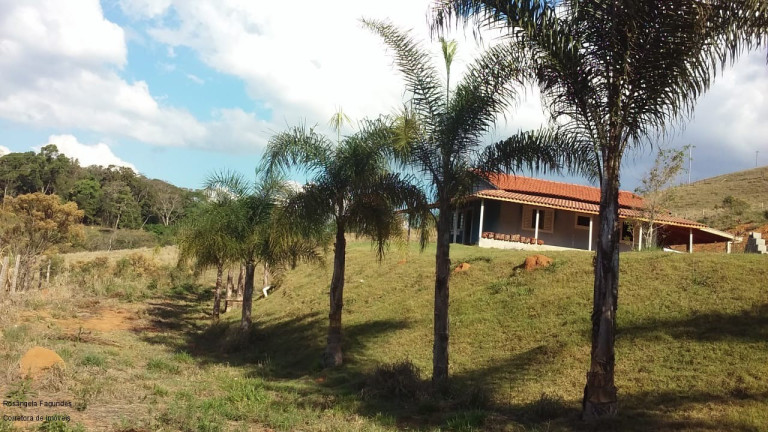Imagem Imóvel com 2 Quartos à Venda, 90 m² em Zona Rural - Caldas Imagem Imóvel com 2 Quartos à Venda, 90 m² em Zona Rural - Caldas