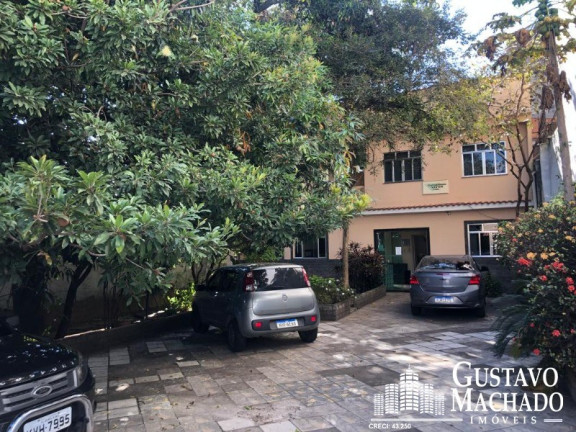 Casa com 5 Quartos à Venda, 228 m² em Centro - Volta Redonda
