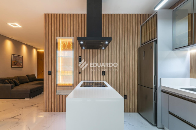 Apartamento com 3 Quartos à Venda, 92 m² em Bombas - Bombinhas