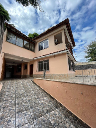 Imagem Casa com 4 Quartos à Venda, 199 m² em Cocotá - Rio De Janeiro Imagem Casa com 4 Quartos à Venda, 199 m² em Cocotá - Rio De Janeiro