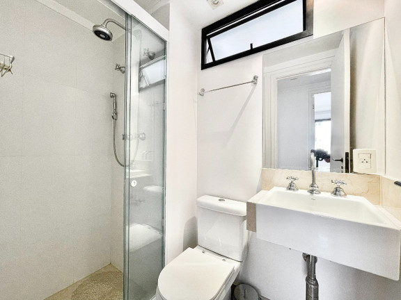 Imagem Apartamento com 2 Quartos à Venda, 61 m² em Aclimação - São Paulo