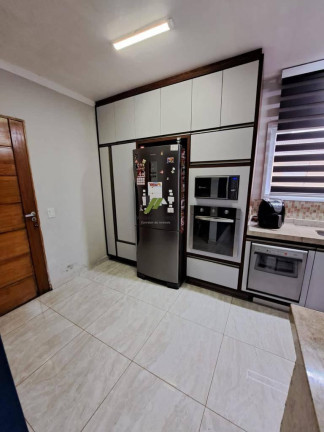 Imagem Casa de Condomínio com 3 Quartos à Venda, 260 m²
