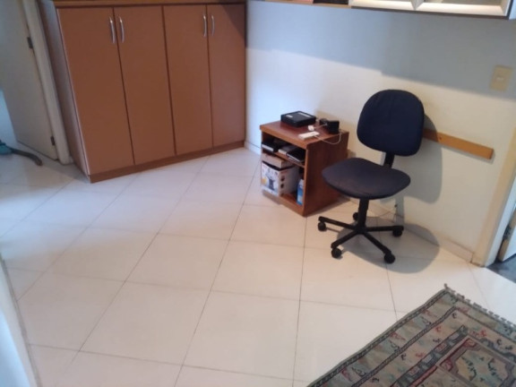 Imagem Imóvel com 3 Quartos à Venda, 155 m² em Vila Uberabinha - São Paulo