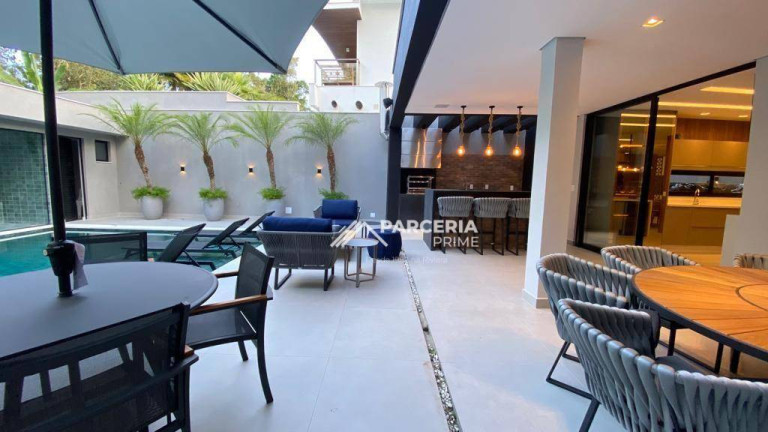 Imagem Casa com 6 Quartos à Venda, 480 m² em Riviera Módulo 21 - Bertioga Imagem Casa com 6 Quartos à Venda, 480 m² em Riviera Módulo 21 - Bertioga