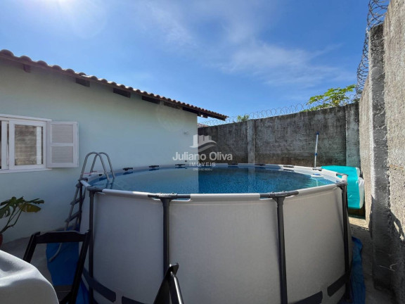 Imagem Casa com 2 Quartos à Venda, 107 m² em Barra Do Sai - Itapoá