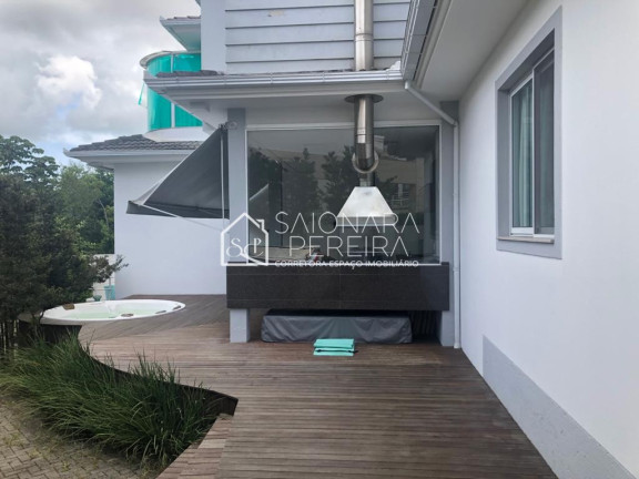 Imagem Casa de Condomínio com 4 Quartos à Venda, 400 m² em Córrego Grande - Florianópolis Imagem Casa de Condomínio com 4 Quartos à Venda, 400 m² em Córrego Grande - Florianópolis