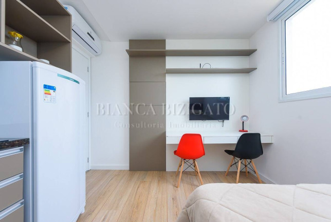 Imagem Apartamento com 1 Quarto à Venda, 17 m² em Prado Velho - Curitiba Imagem Apartamento com 1 Quarto à Venda, 17 m² em Prado Velho - Curitiba