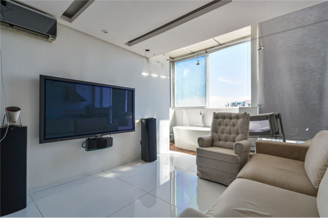 Imagem Apartamento com 1 Quarto à Venda, 73 m² em Moema - São Paulo