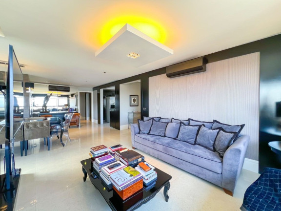 Imagem Apartamento com 3 Quartos à Venda, 160 m² em Moinhos De Vento - Porto Alegre