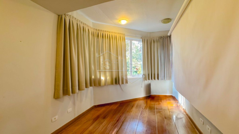 Imagem Casa de Condomínio com 5 Quartos à Venda, 254 m² em Capivari - Campos Do Jordão Imagem Casa de Condomínio com 5 Quartos à Venda, 254 m² em Capivari - Campos Do Jordão