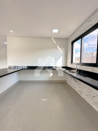 Imagem Casa de Condomínio com 4 Quartos à Venda, 320 m² em Sítio Do Rosário - Santana De Parnaíba Imagem Casa de Condomínio com 4 Quartos à Venda, 320 m² em Sítio Do Rosário - Santana De Parnaíba