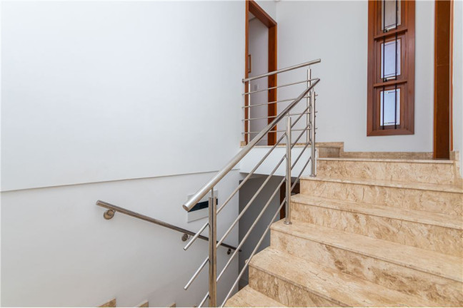 Imagem Casa com 3 Quartos à Venda, 220 m² em Partenon - Porto Alegre Imagem Casa com 3 Quartos à Venda, 220 m² em Partenon - Porto Alegre