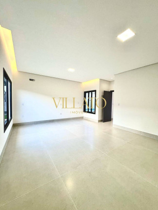 Imagem Casa com 4 Quartos à Venda, 241 m² em Parque Das Flores - Goiânia Imagem Casa com 4 Quartos à Venda, 241 m² em Parque Das Flores - Goiânia