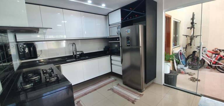 Imagem Casa com 3 Quartos à Venda, 180 m² em Piratininga - Niterói Imagem Casa com 3 Quartos à Venda, 180 m² em Piratininga - Niterói