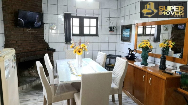 Imagem Casa com 4 Quartos à Venda, 432 m² em Laranjal - Pelotas