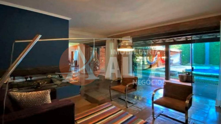 Imagem Casa com 3 Quartos à Venda, 553 m² em Chácara De La Rocca - Carapicuíba Imagem Casa com 3 Quartos à Venda, 553 m² em Chácara De La Rocca - Carapicuíba