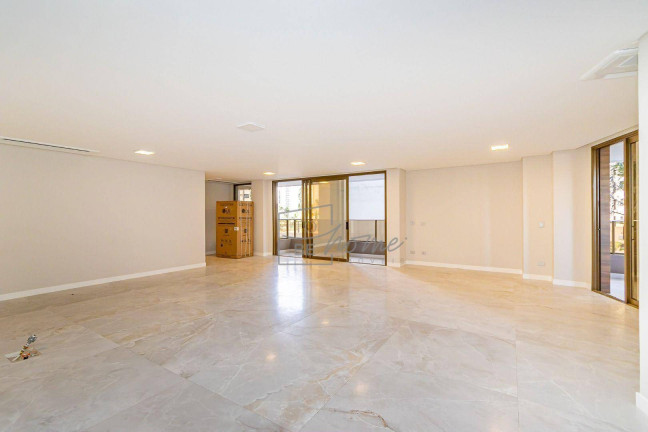 Imagem Apartamento com 3 Quartos à Venda, 233 m² em água Verde - Curitiba