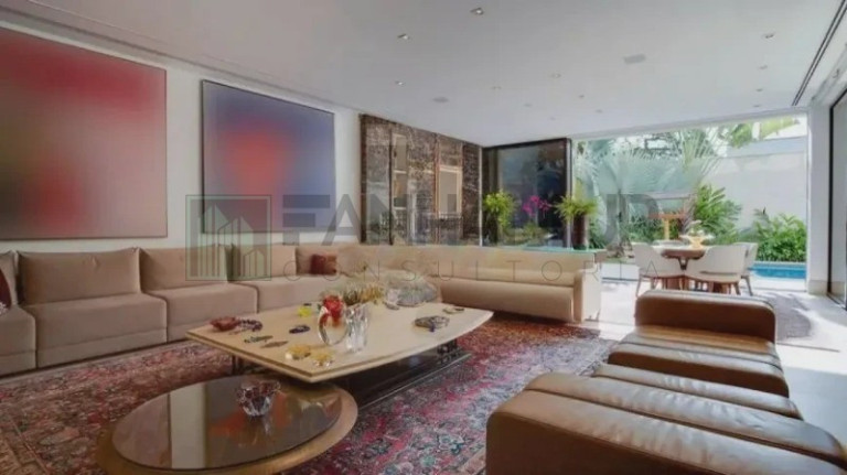 Imagem Casa com 6 Quartos à Venda, 1.300 m² em Jardim Europa - São Paulo Imagem Casa com 6 Quartos à Venda, 1.300 m² em Jardim Europa - São Paulo