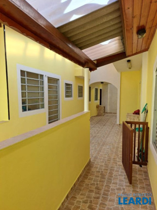 Imagem Casa com 7 Quartos à Venda, 300 m² em Santa Maria - Santo André Imagem Casa com 7 Quartos à Venda, 300 m² em Santa Maria - Santo André
