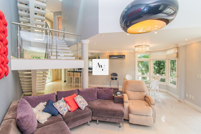 Imagem Casa com 4 Quartos à Venda, 218 m² em Ecoville - Porto Alegre Imagem Casa com 4 Quartos à Venda, 218 m² em Ecoville - Porto Alegre