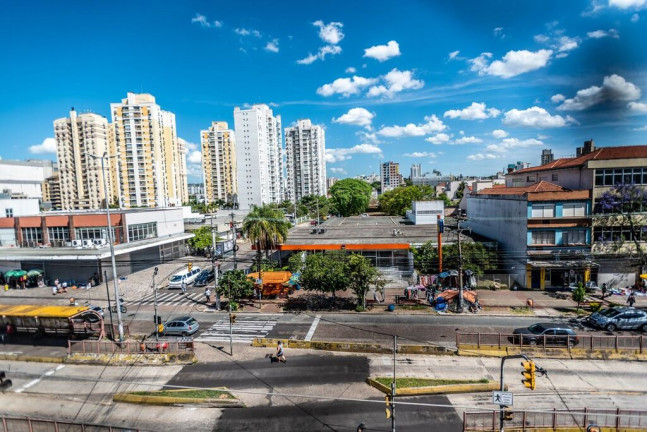 Imagem Apartamento com 3 Quartos à Venda, 76 m² em Cristo Redentor - Porto Alegre Imagem Apartamento com 3 Quartos à Venda, 76 m² em Cristo Redentor - Porto Alegre