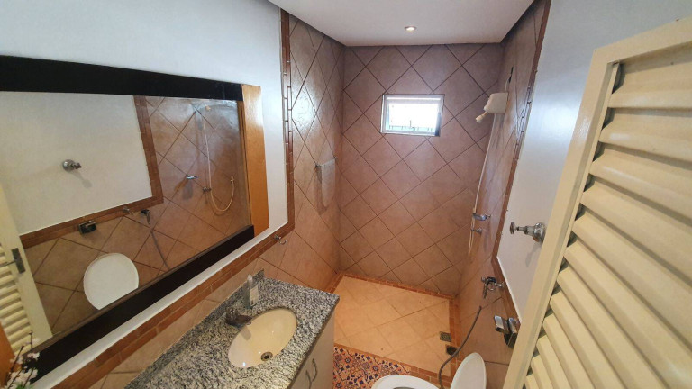 Imagem Casa com 5 Quartos à Venda, 500 m² em Cuiabá Imagem Casa com 5 Quartos à Venda, 500 m² em Cuiabá