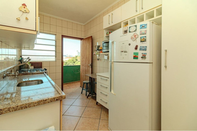 Imagem Imóvel com 3 Quartos à Venda, 97 m² em Azenha - Porto Alegre Imagem Imóvel com 3 Quartos à Venda, 97 m² em Azenha - Porto Alegre
