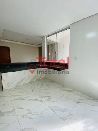 Casa com 3 Quartos à Venda, 250 m² em Bom Pastor - Santana Do Paraíso