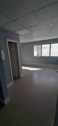 Imagem Sala Comercial à Venda, 72 m² em Menino Deus - Porto Alegre