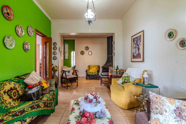 Imagem Casa com 4 Quartos à Venda, 250 m² em São João - Porto Alegre Imagem Casa com 4 Quartos à Venda, 250 m² em São João - Porto Alegre